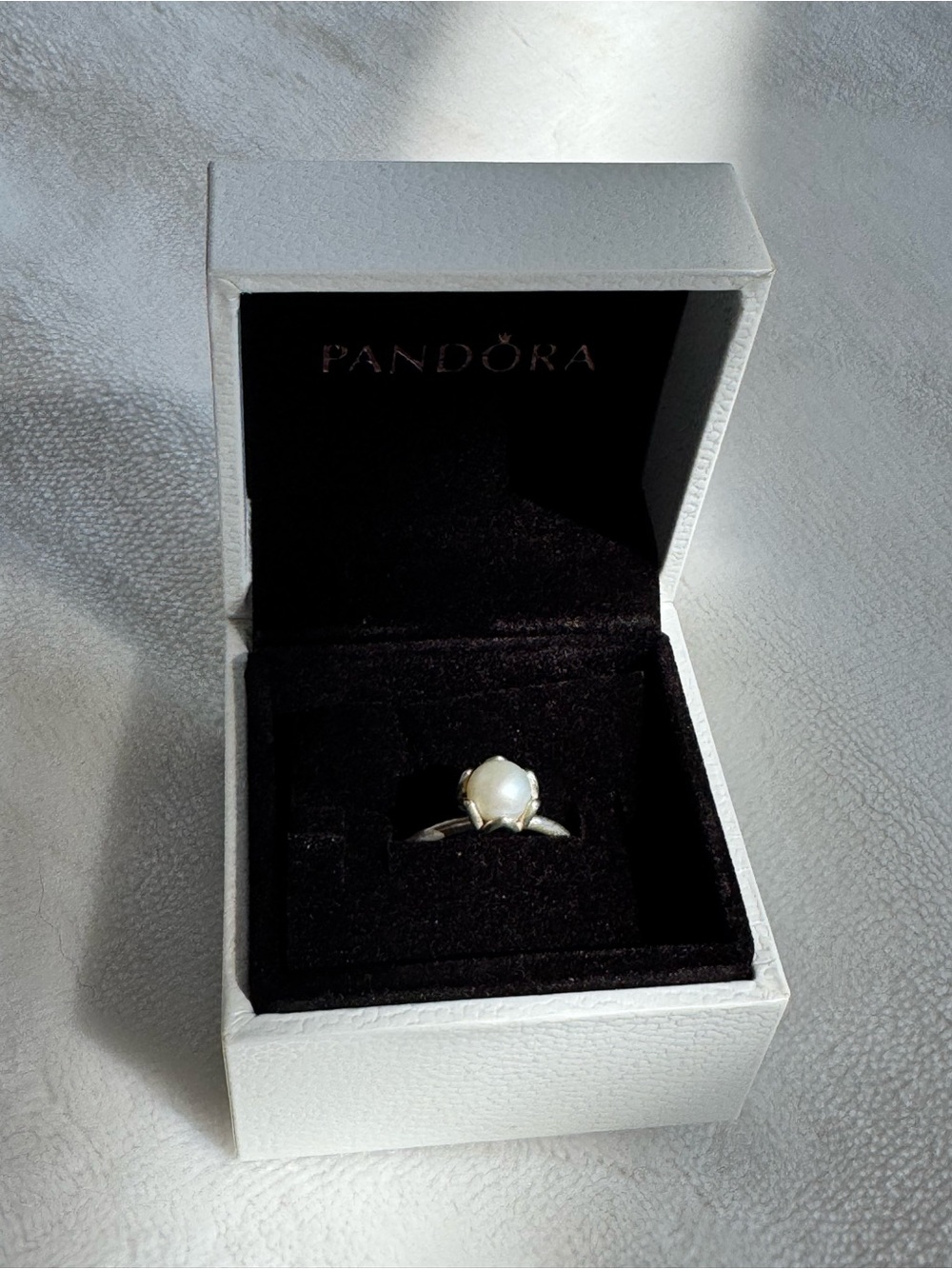 Pandora Sterling Silver Pearl Ring with Decorative Prongs size 6 - Picture 7 of 14